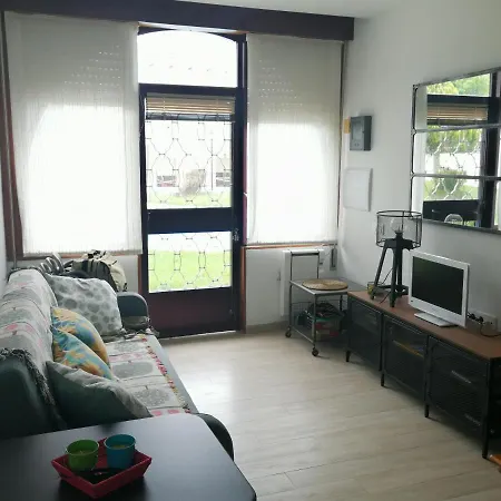 Apartamento En Urbanizacion A Pie De Playa