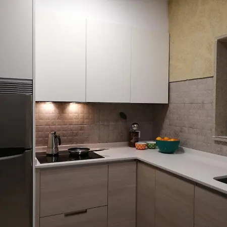 Apartamento En Urbanizacion A Pie De Playa *